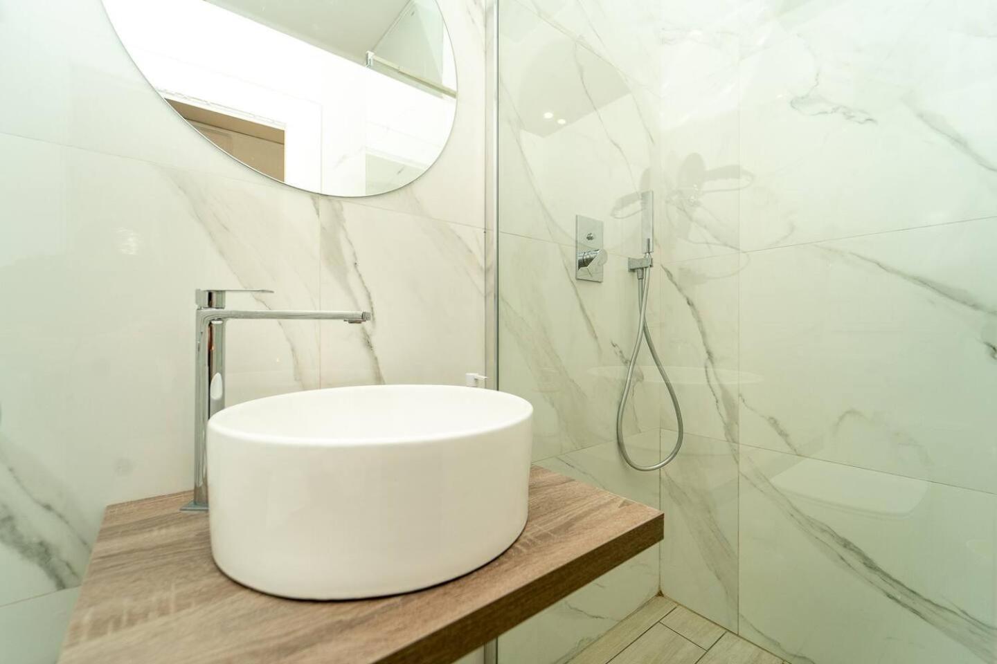 La Piazza Suite Naples Luaran gambar