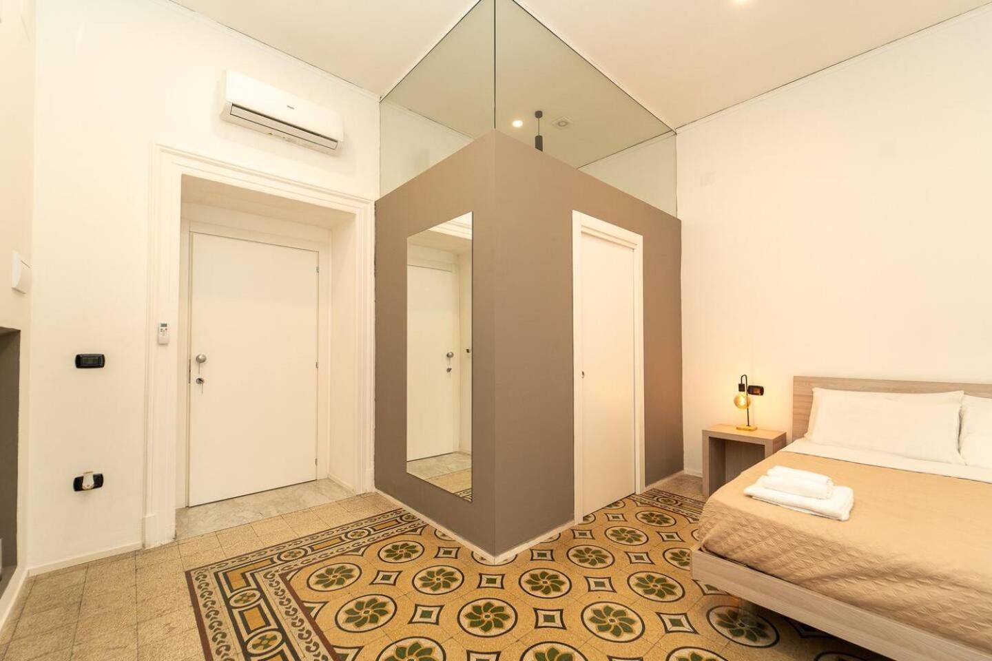 La Piazza Suite Naples Luaran gambar
