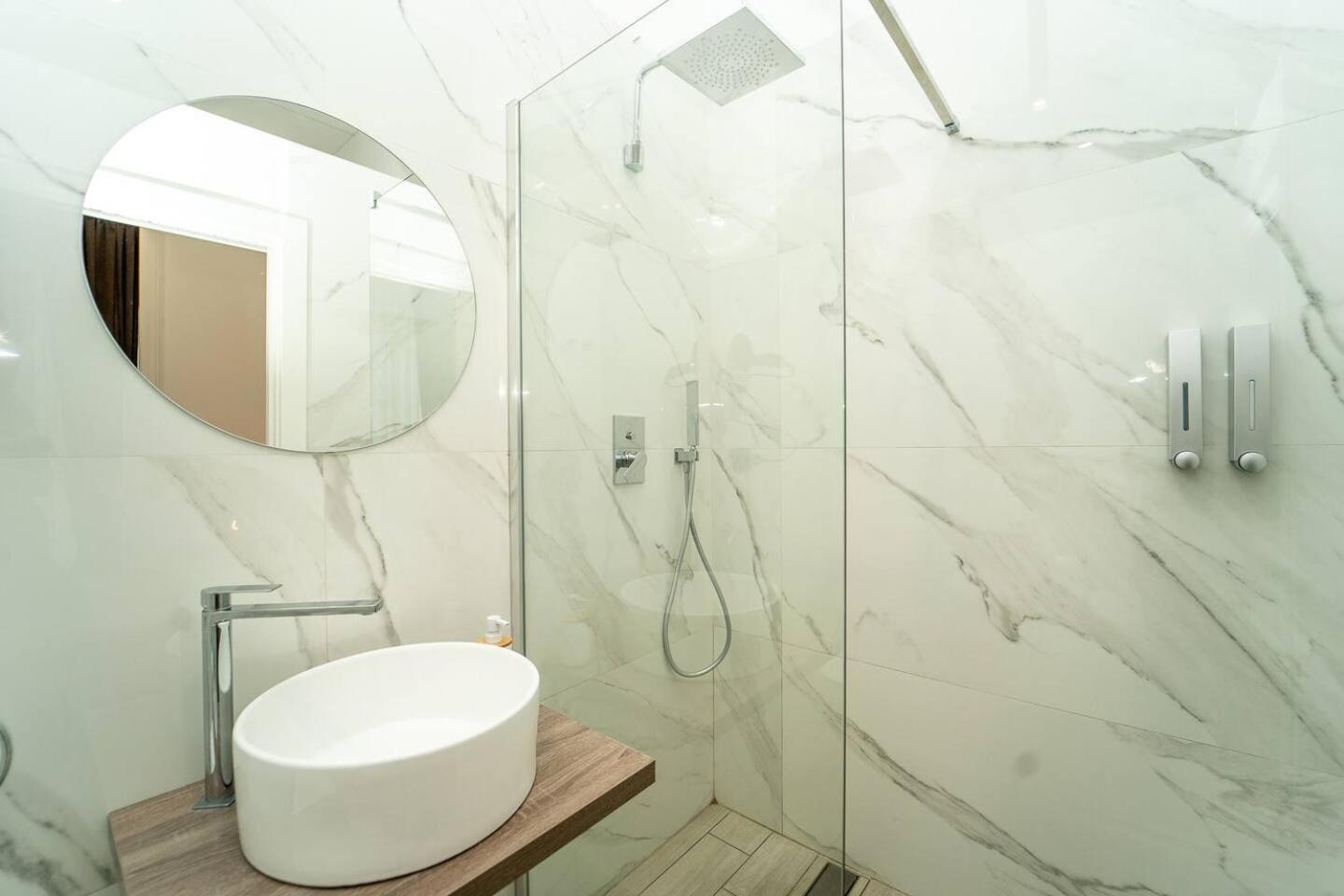 La Piazza Suite Naples Luaran gambar