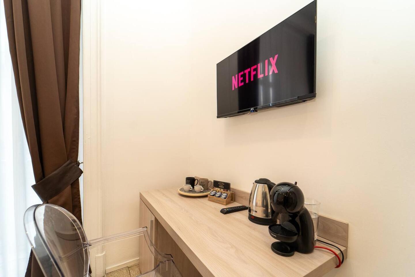 La Piazza Suite Naples Luaran gambar