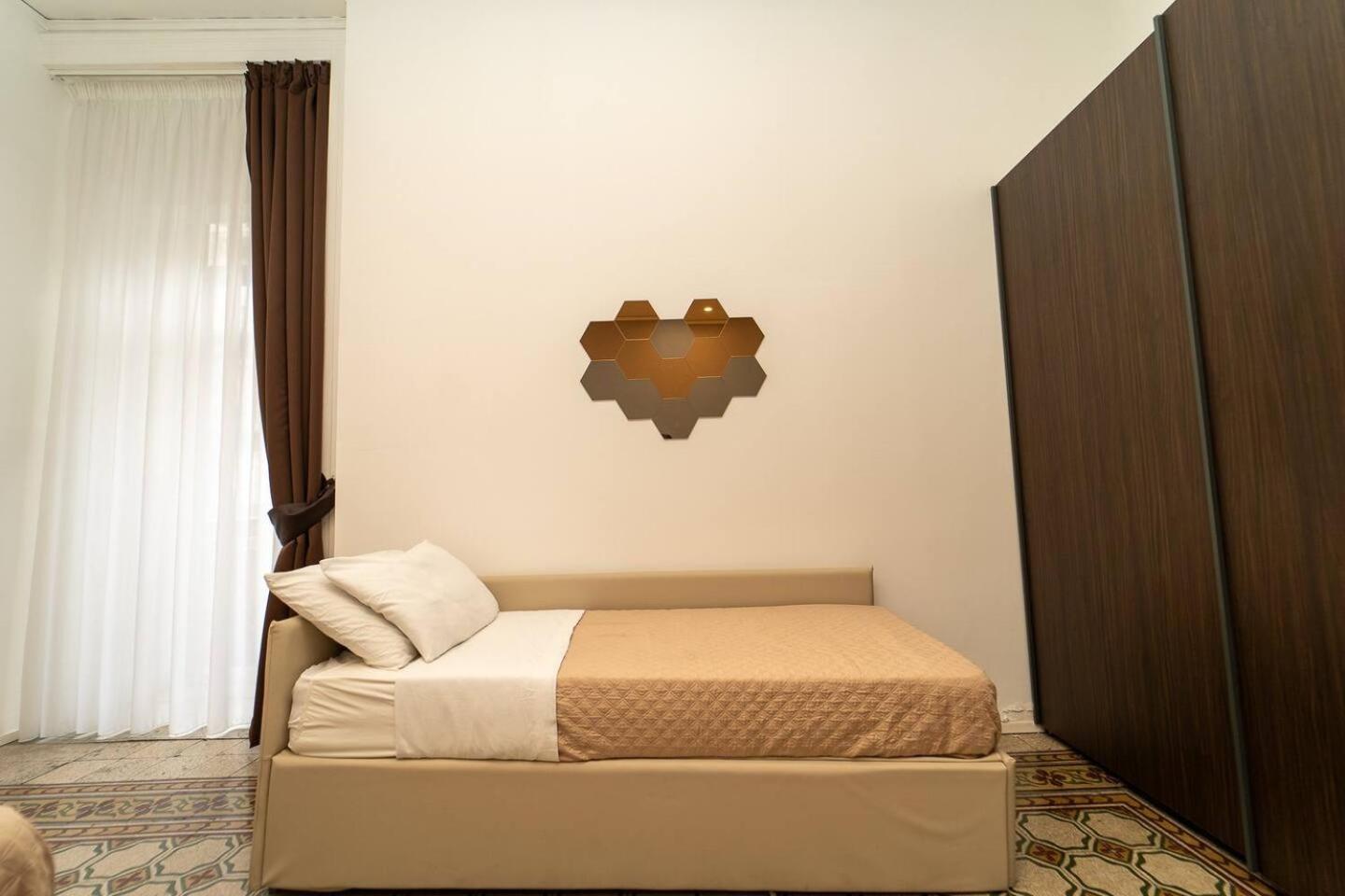 La Piazza Suite Naples Luaran gambar